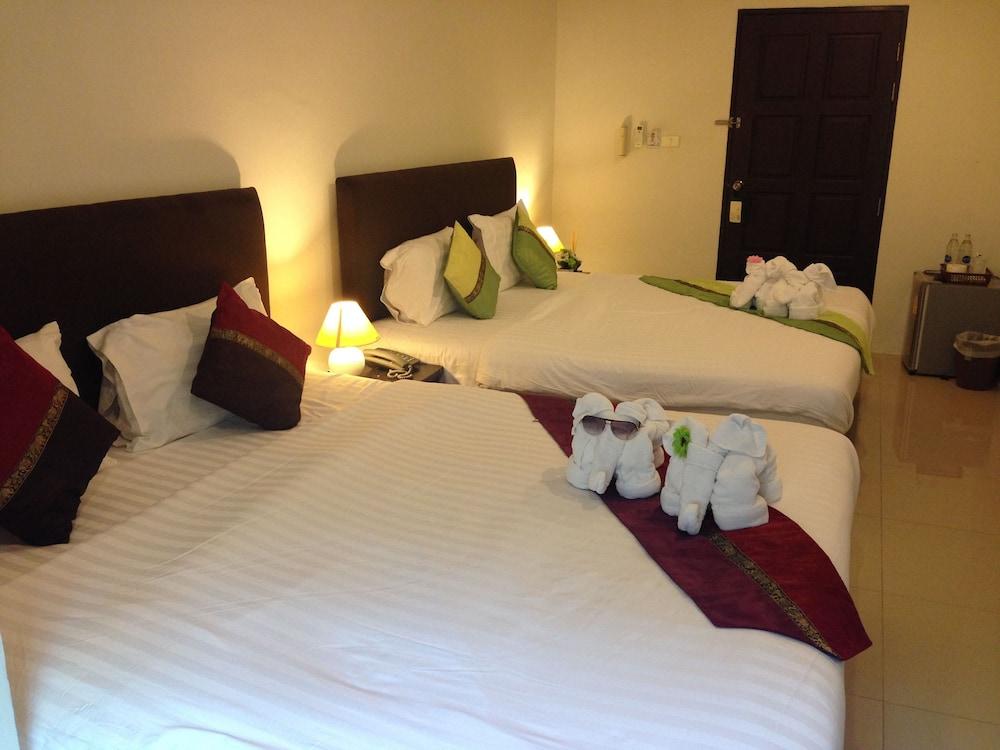 Only Blue Hotel Patong ภายนอก รูปภาพ